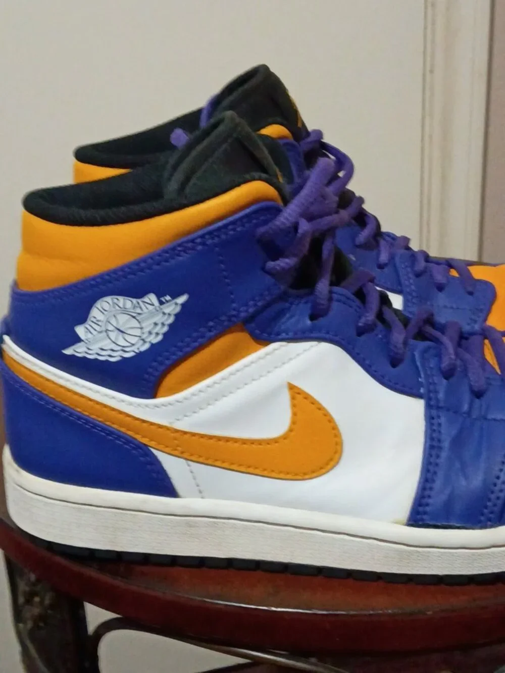 Nike Air Jordan 1 Mid 